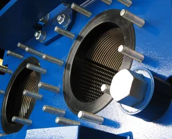 Plate heat exchanger connection detail